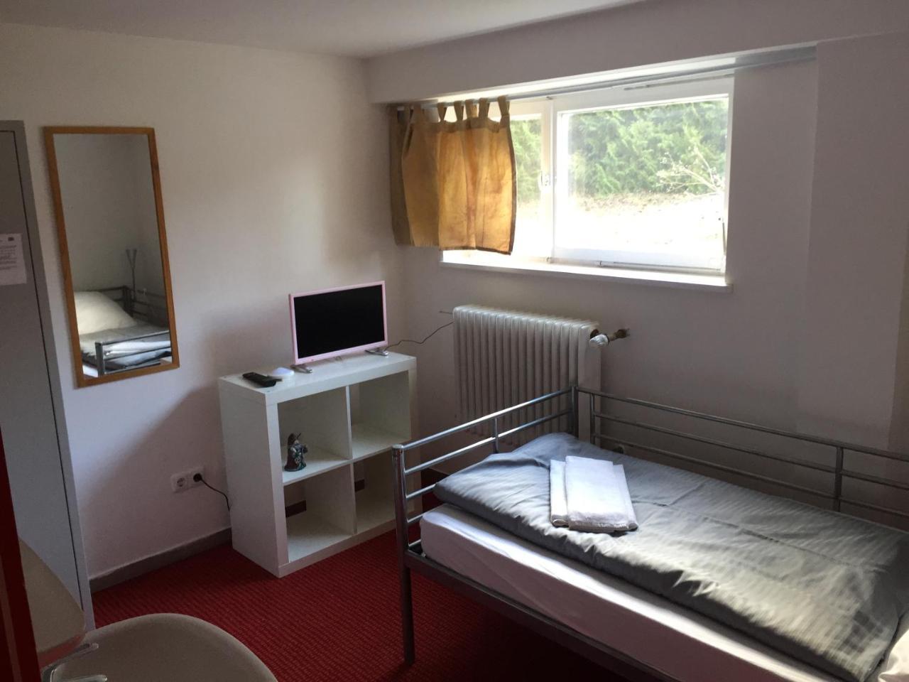 Hostel Der Athleten Гармиш-Партенкирхен Экстерьер фото